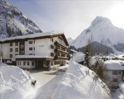 Hotel Berghof - Lech