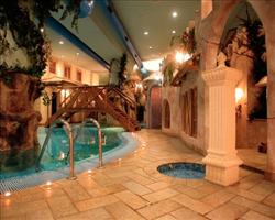 La Perla Hotel