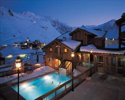 Village Montana Hotel & Suites