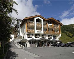 Lac Salin Mountain Spa & Resort