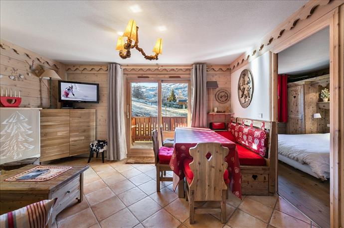 Apartment Fermes C4