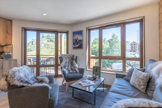 Apartment Expression B21