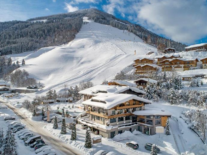 Suite mit 1 SZ & Wellnessbereich