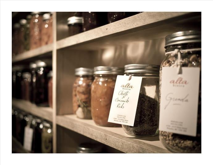 Pinnacle Hotel Whistler