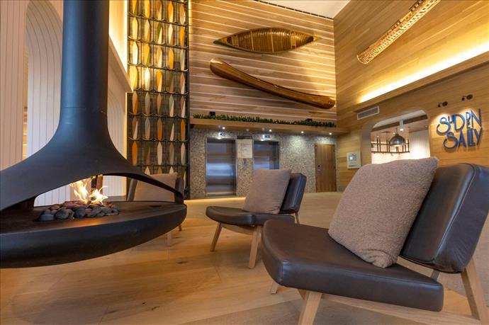 Hotel Canoe & Suites