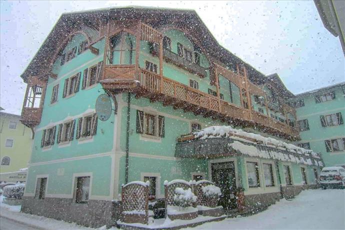 Hotel Alpina