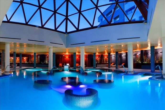 Hotel Melia Sol y Nieve