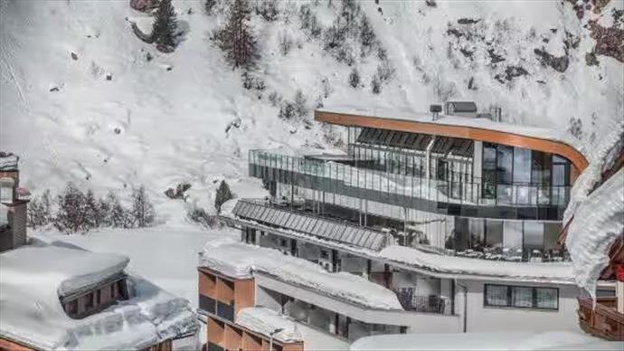 Hotel Josl Mountain Lounging