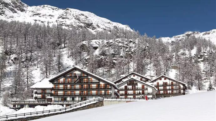 Hotel Monboso, La Trinité