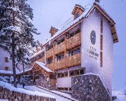 Grand Aigle Hotel & Spa