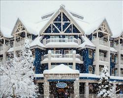 Summit Lodge Boutique Hotel